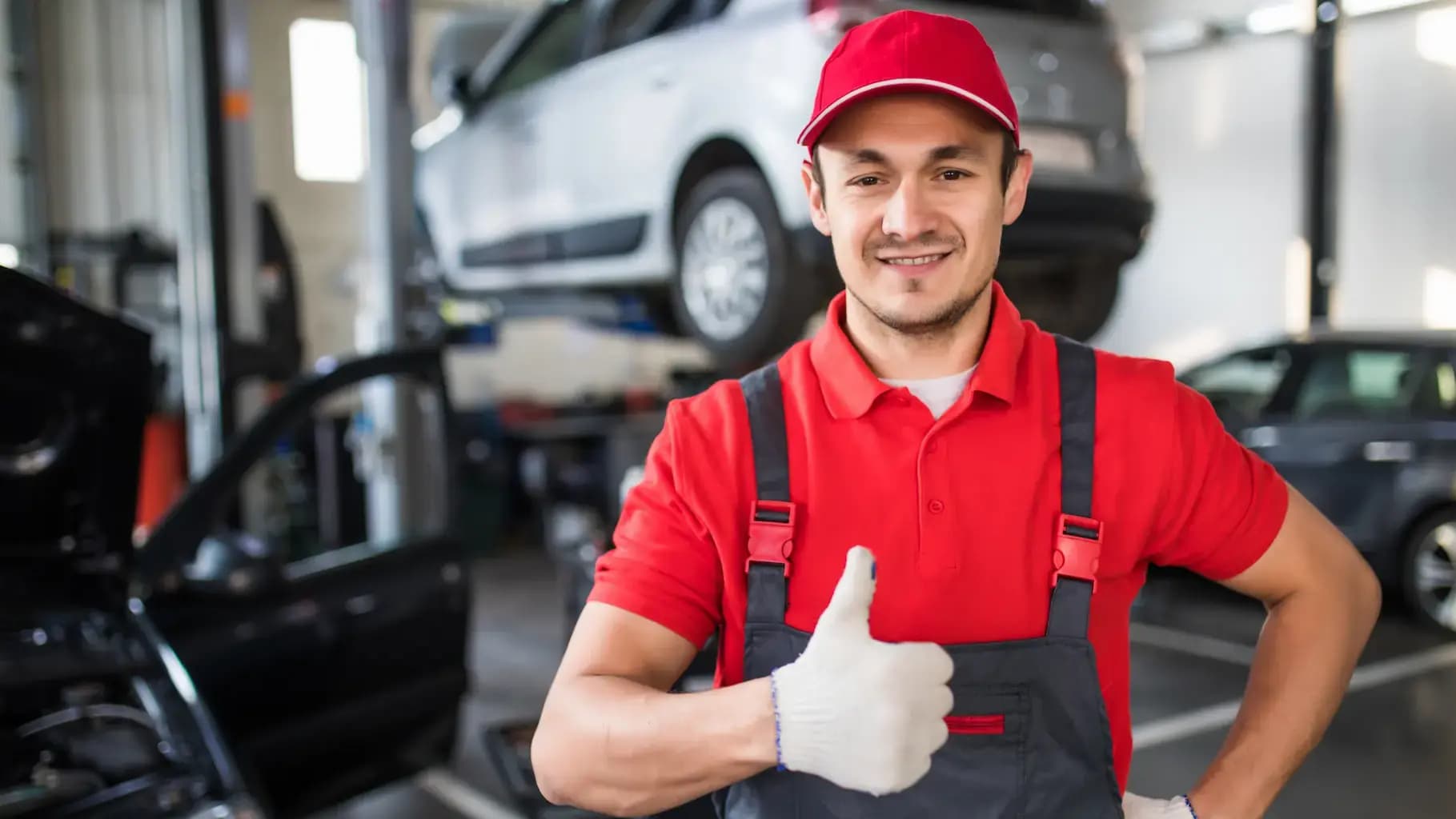 Collect Mechanic's fully equipped Birmingham garage facility with diagnostic equipment and vehicle repair tools, no humans appears in the image